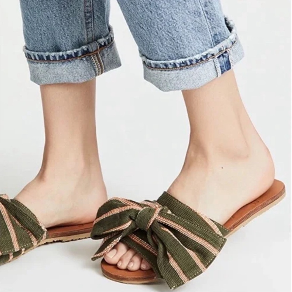 NWOB Brother Vellies Burkina Field Stripe Bow Slide Sandals size 6